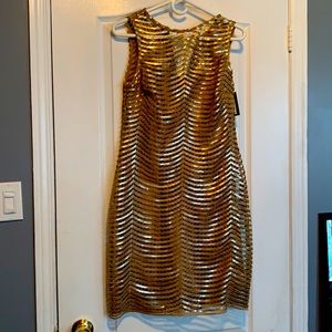 Marina dressers colour gold size 4